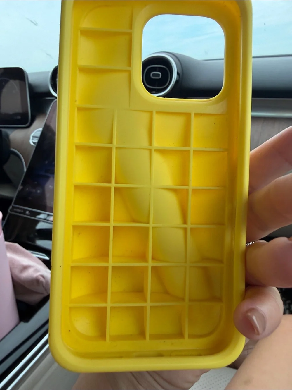 Rhode Lemontini Lip Case & Treatment Bundle (iPhone 16 Pro)
